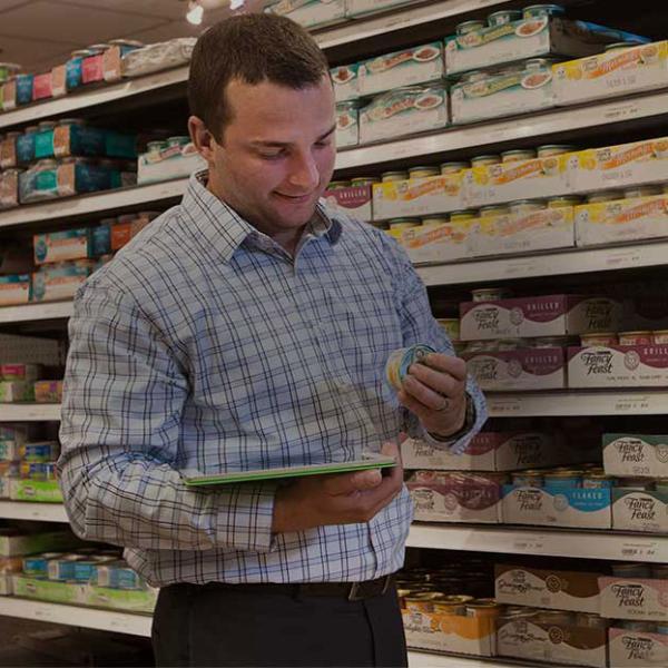 man-with-purina-products man-with-purina-products